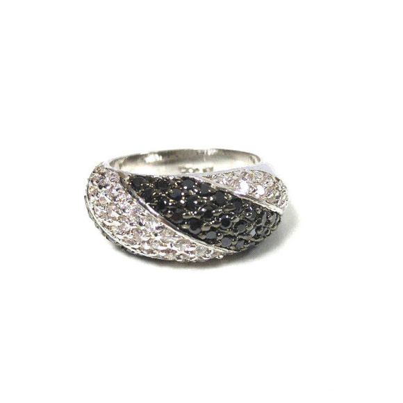 Black and Clear CZ Ring Rhodium Plated Size 5 - Picture 5 of 7
